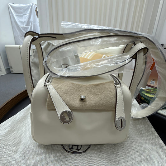 Hermes Mini Lindy Swift Verso Nata x Sesame Silver Metal Fittings PHW Stamp B Brand new